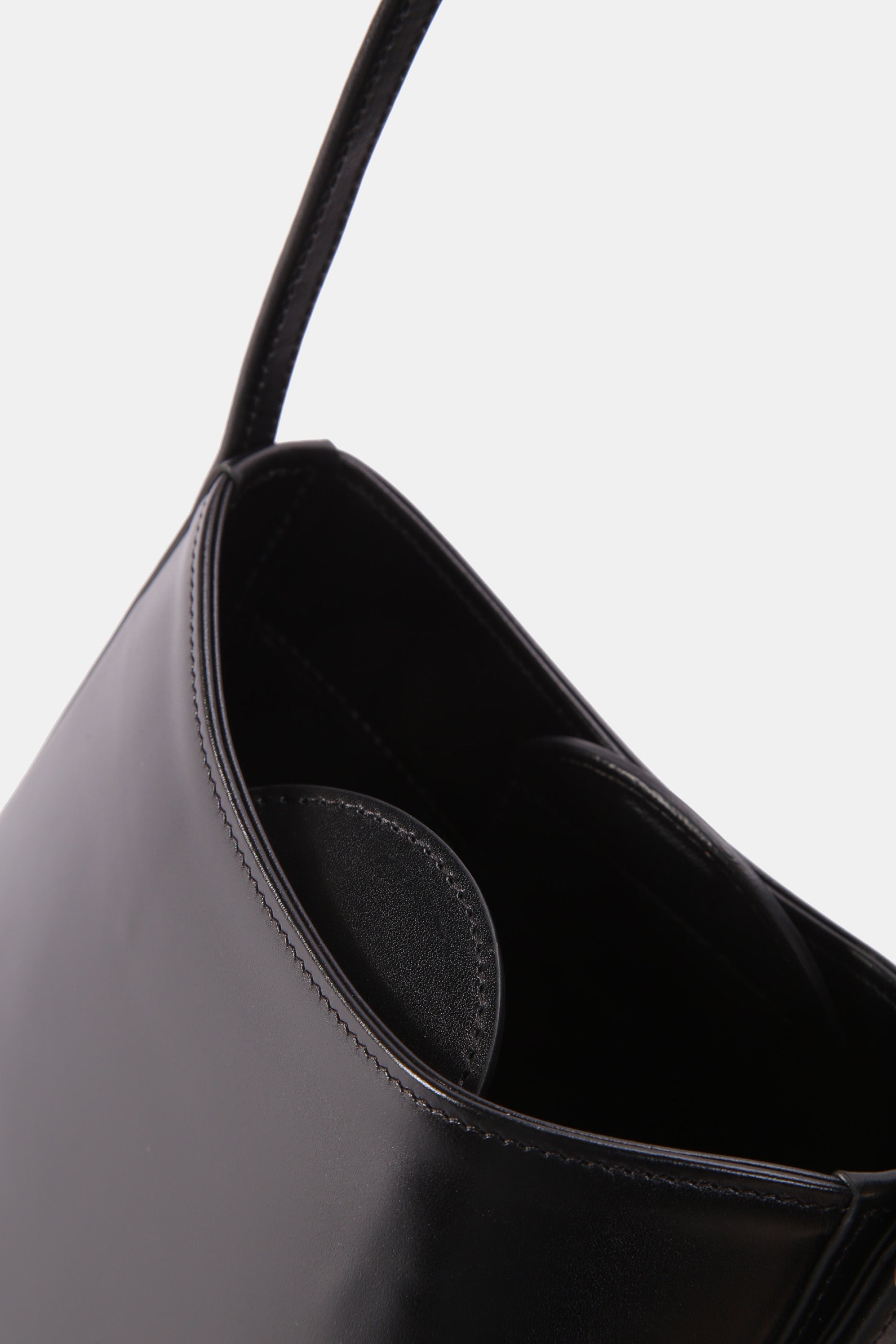 Bell Mini in black