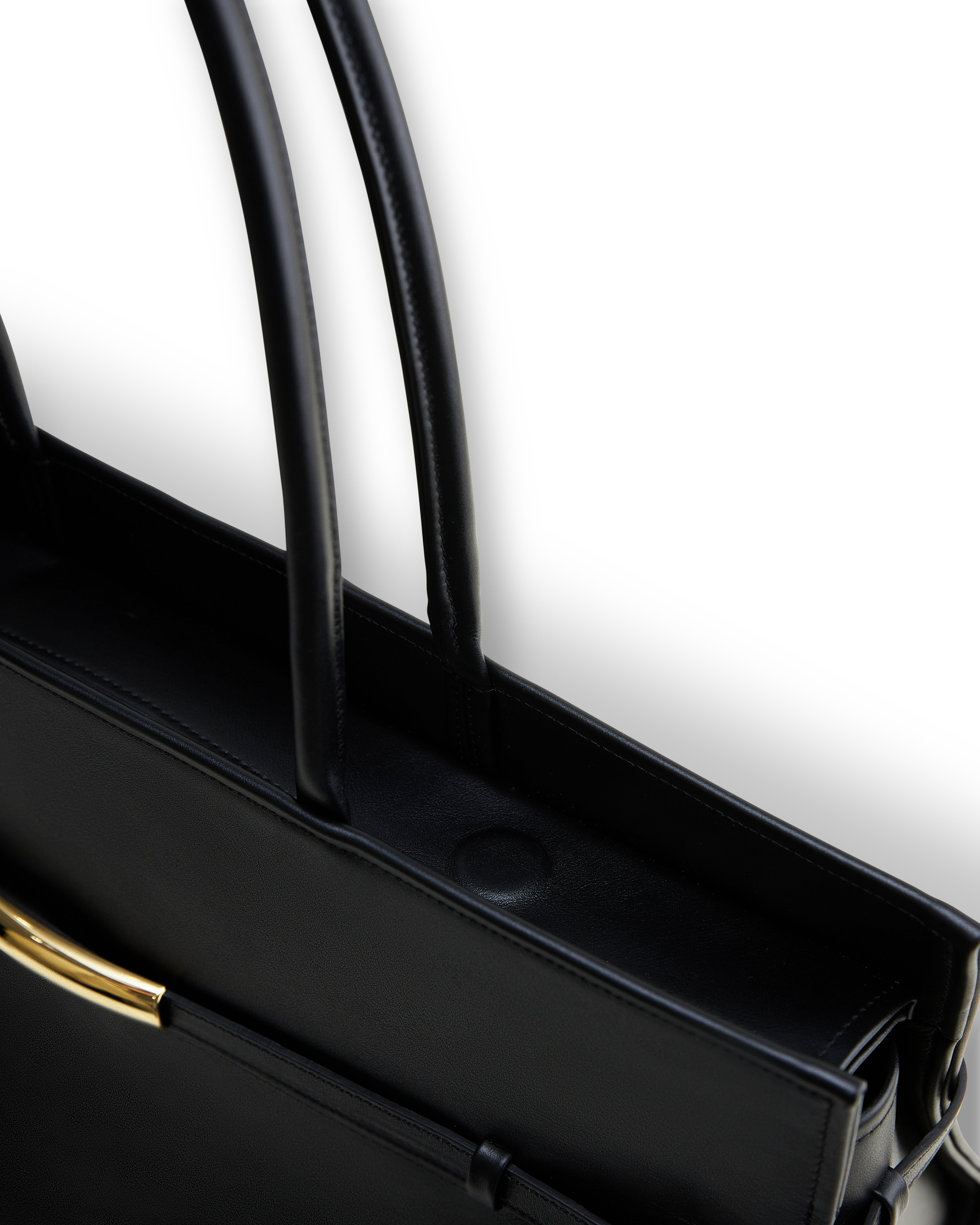 Object №03 Bag in black