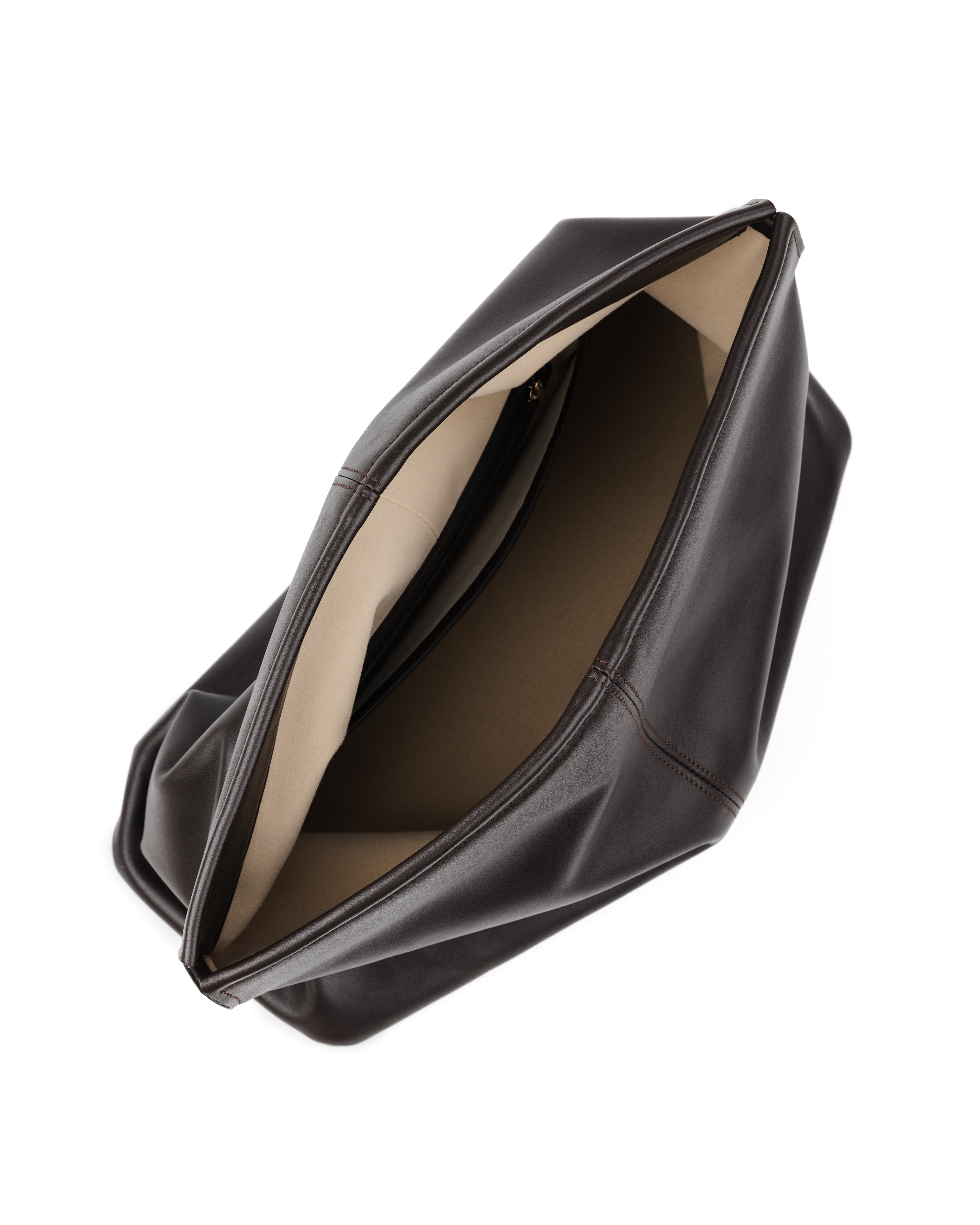 Elza clutch bag in brown