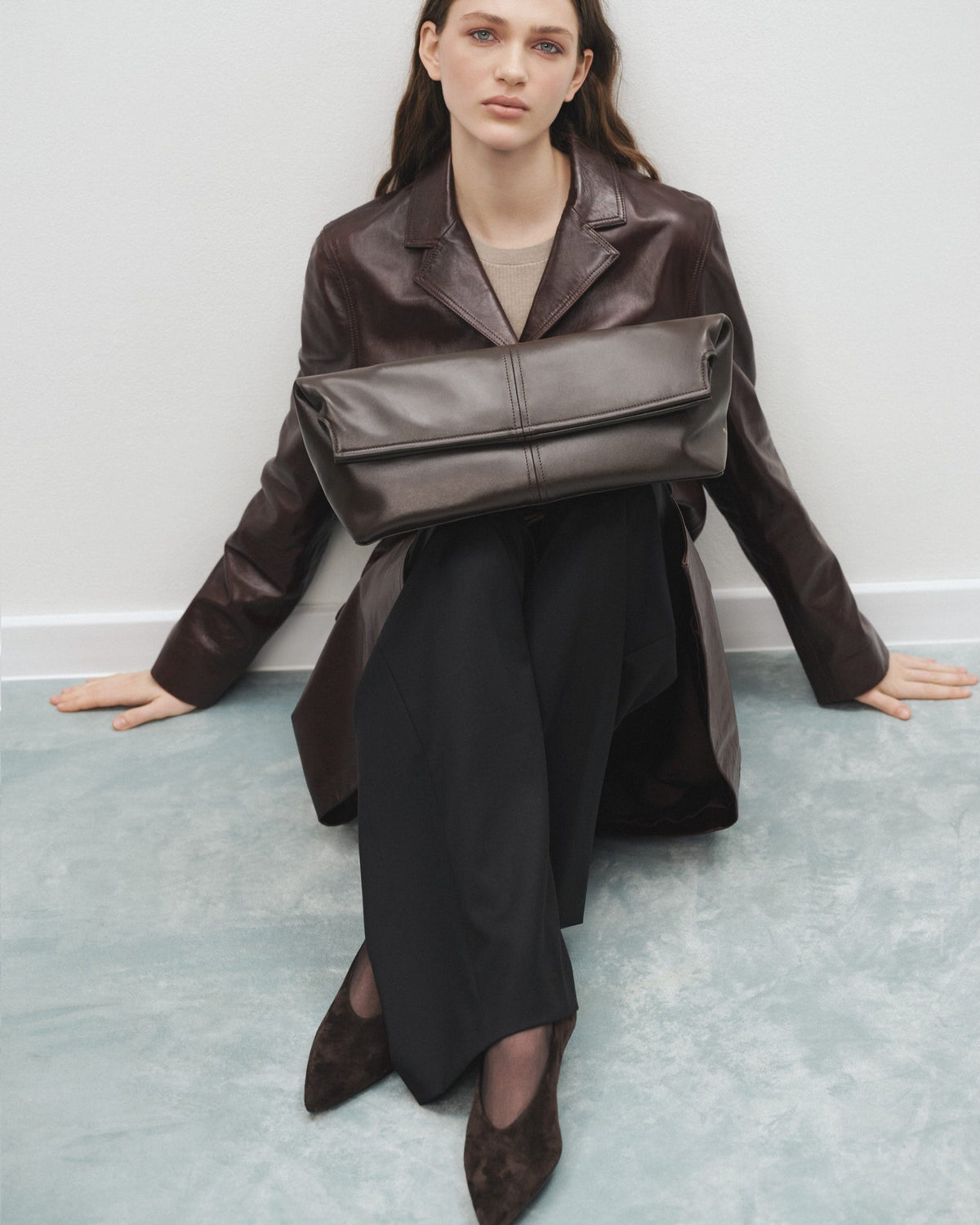Elza Clutch Brown — kampania Blue Velvet