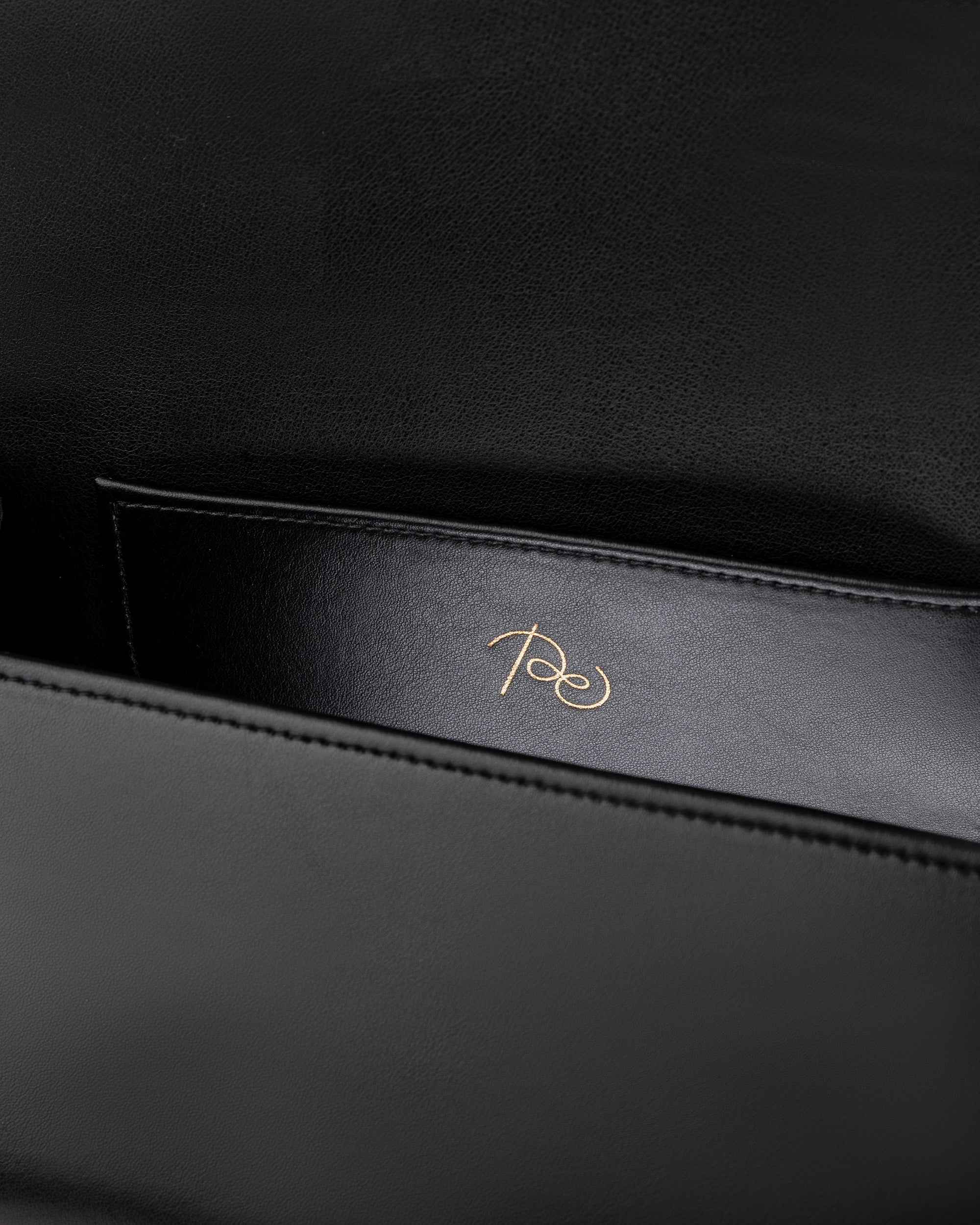 Untitled bag in black