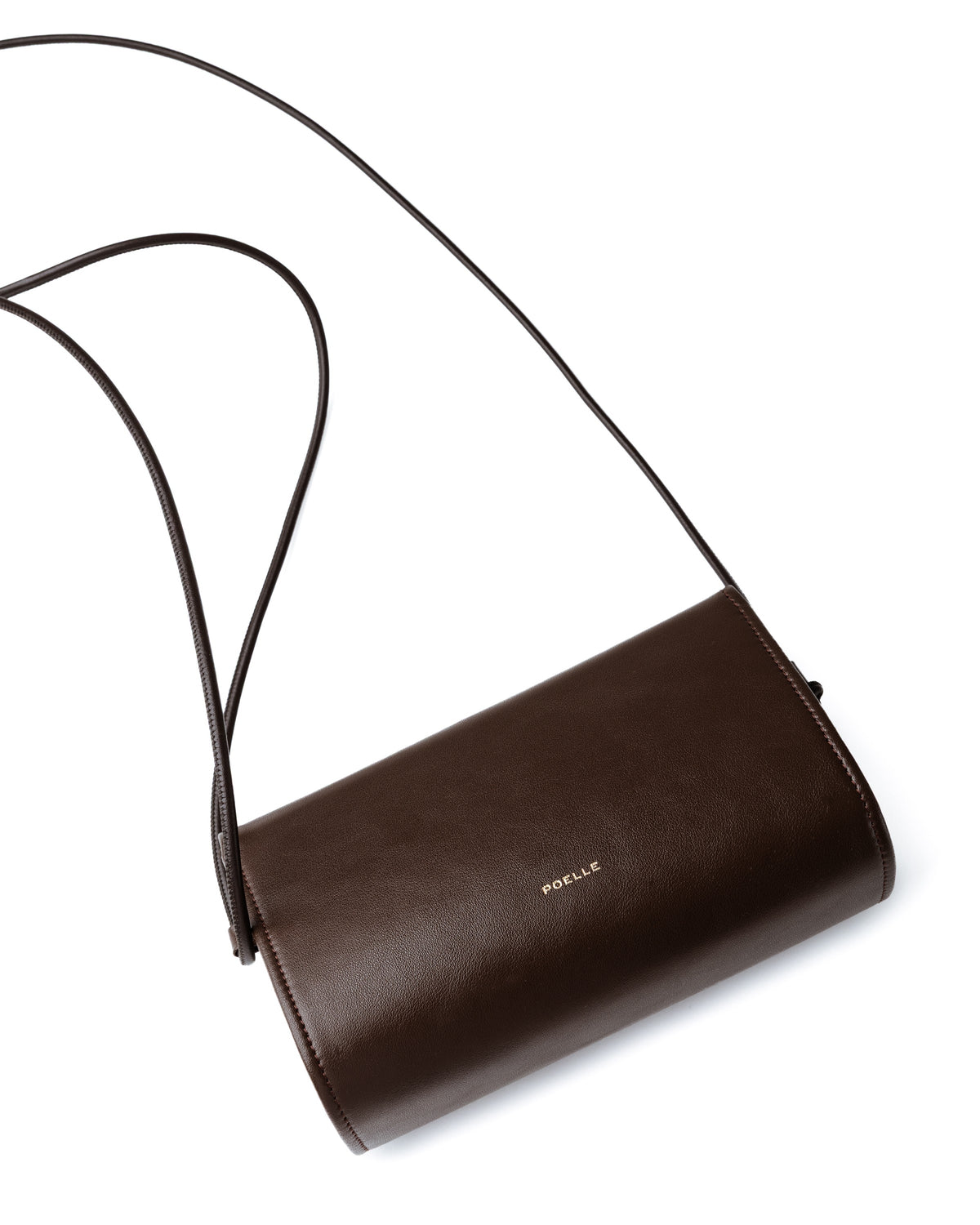 Sophie Bag Medium Brązowy — klapa i pasek z bliska