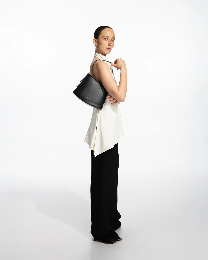 Bell Mini in black
